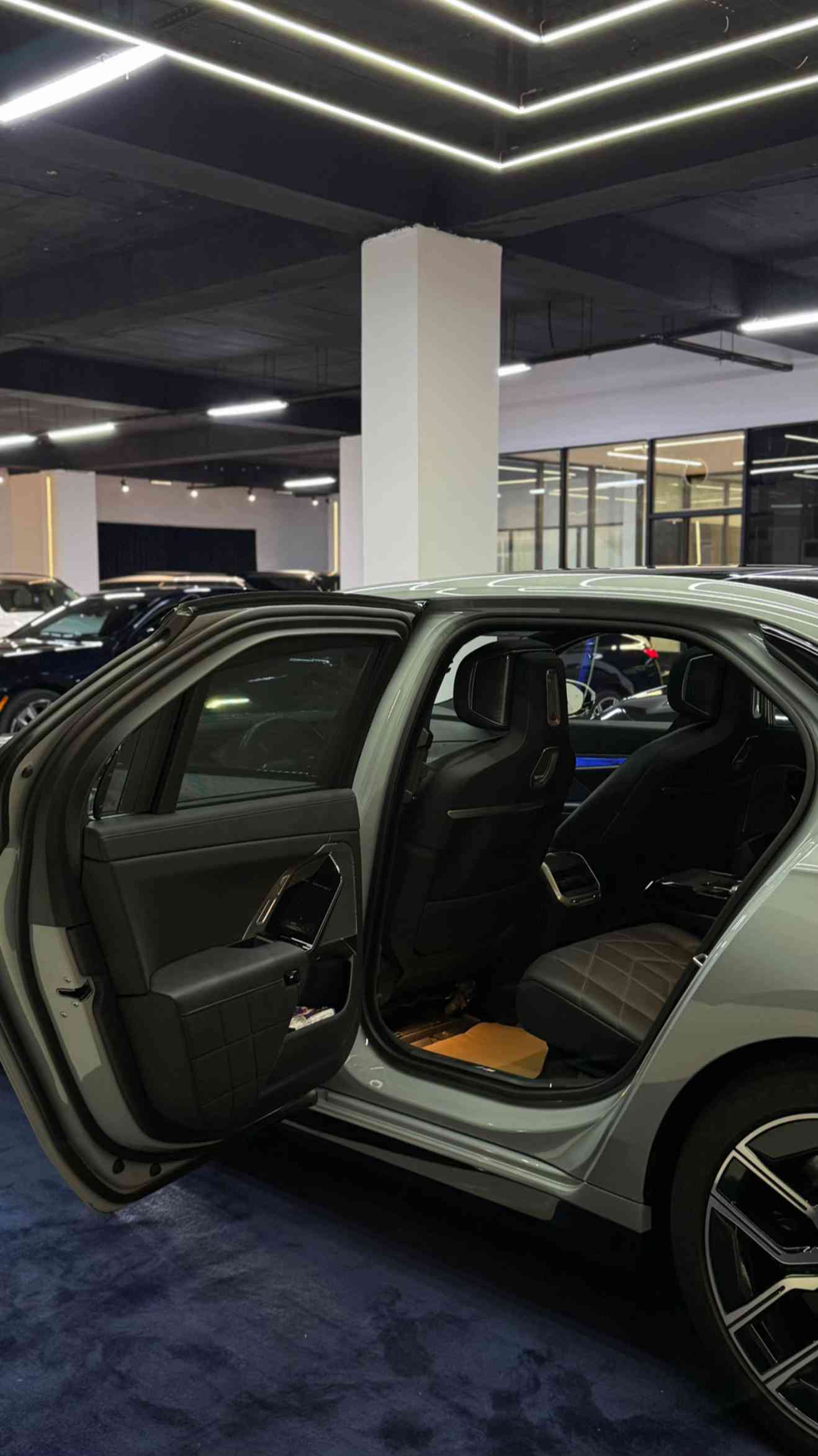 BMW 760i xdrive Black edetionn Clean title full option 70,000mil Grey & black Call for price: ***********
