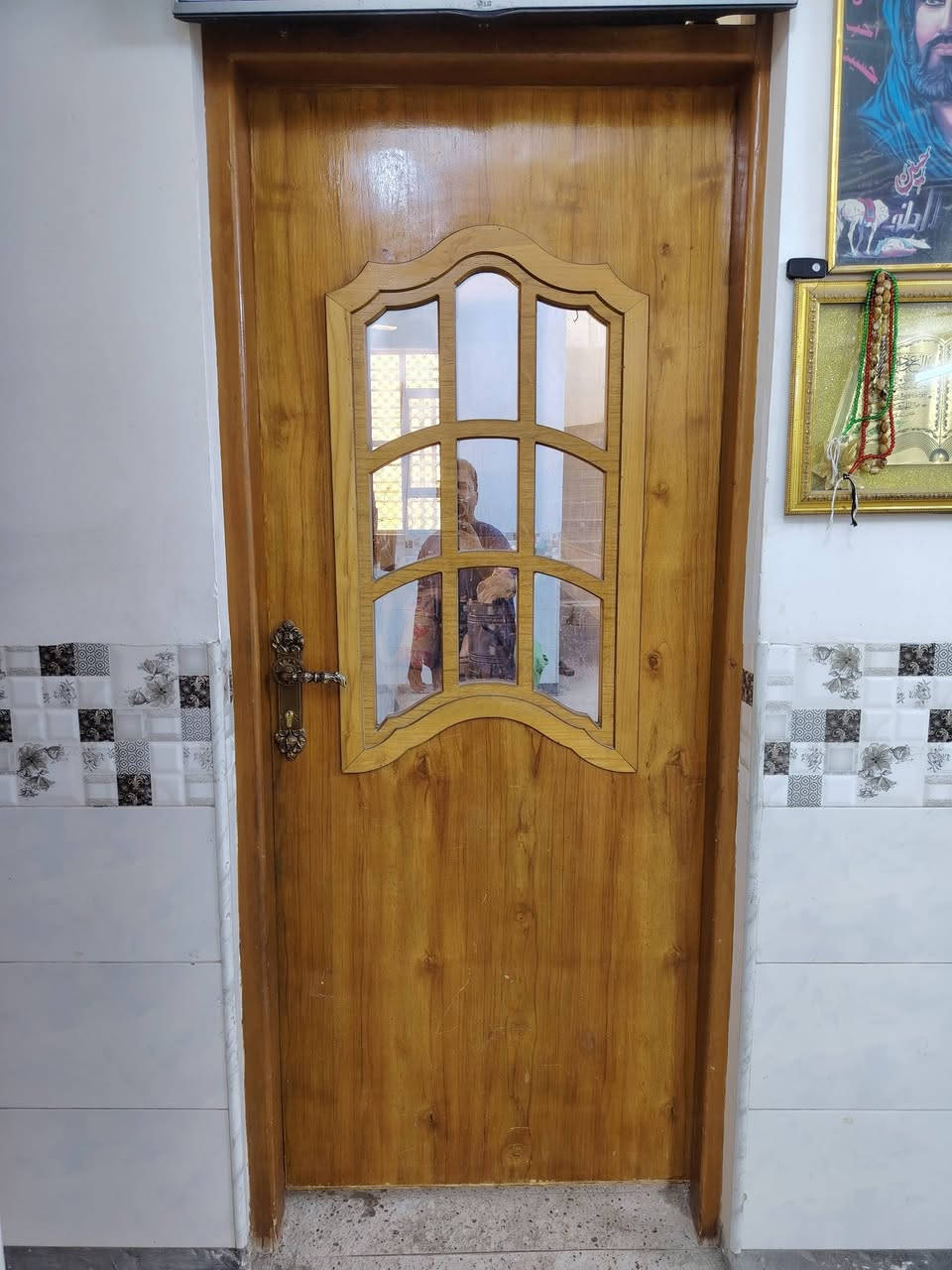 السلام عليكم
اخواي ابواب صاج شغل دراجه اوله بس اني فصلتهن قبل سنه جنت مامكيش هسه اريد اكيش البيت وهنه طوال قياسهن 2متر و15سانتيم العدد 4مكاني الكرغوليه شارع مدرسة المسار 
***********
