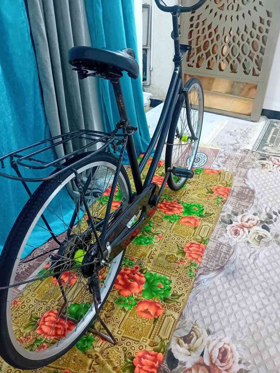 سلام عليكم بايسكل للبيع نظيف وحلو اللون اسود مكان ناصريه سوق الشيوخ السعر خاص


**إذا كنت صاحب هذا الإعلان وتريد حذفه لأي سبب، رجاءا أرسل رسالة إلى الدعم الفني**