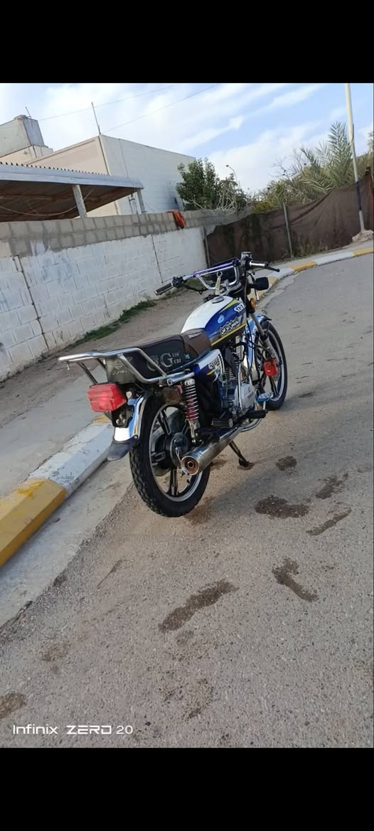 سلام عليكم 
دراجة سونلك 23 اوراق منفيست فقط الدراجة بلادي ما مفتوح كفالة منن تاير للتاير وفحص وين متريد
 نضافته تنشاف بالعين وصلت يوم الجمعة 575 ومابعت الي عنده زود يتصل ***********
مستعجل ع بيع
مكاني القائم العبيدي 

#ادمن وافق 🤍
