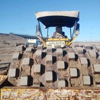 بنشر بوماك • مكلف بنشر