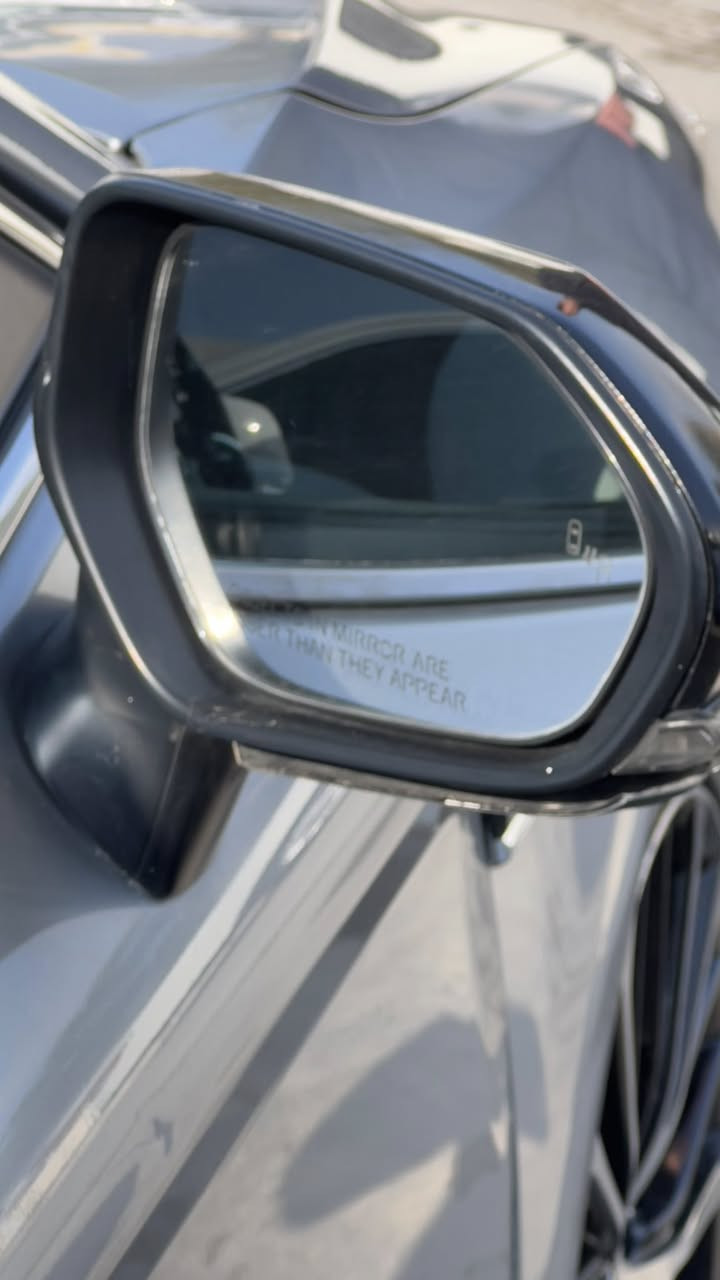 السلام علیکم
کامري ٢٠٢٠ امریکي 
السعر ١٧٢$
مواصفات LE plus 

٦٥میل ماشي
٢جملخ بونید صبغ
کیر محرک بشرط
تحویل وکالة مباشر

مکان السلیمانیة
***********
