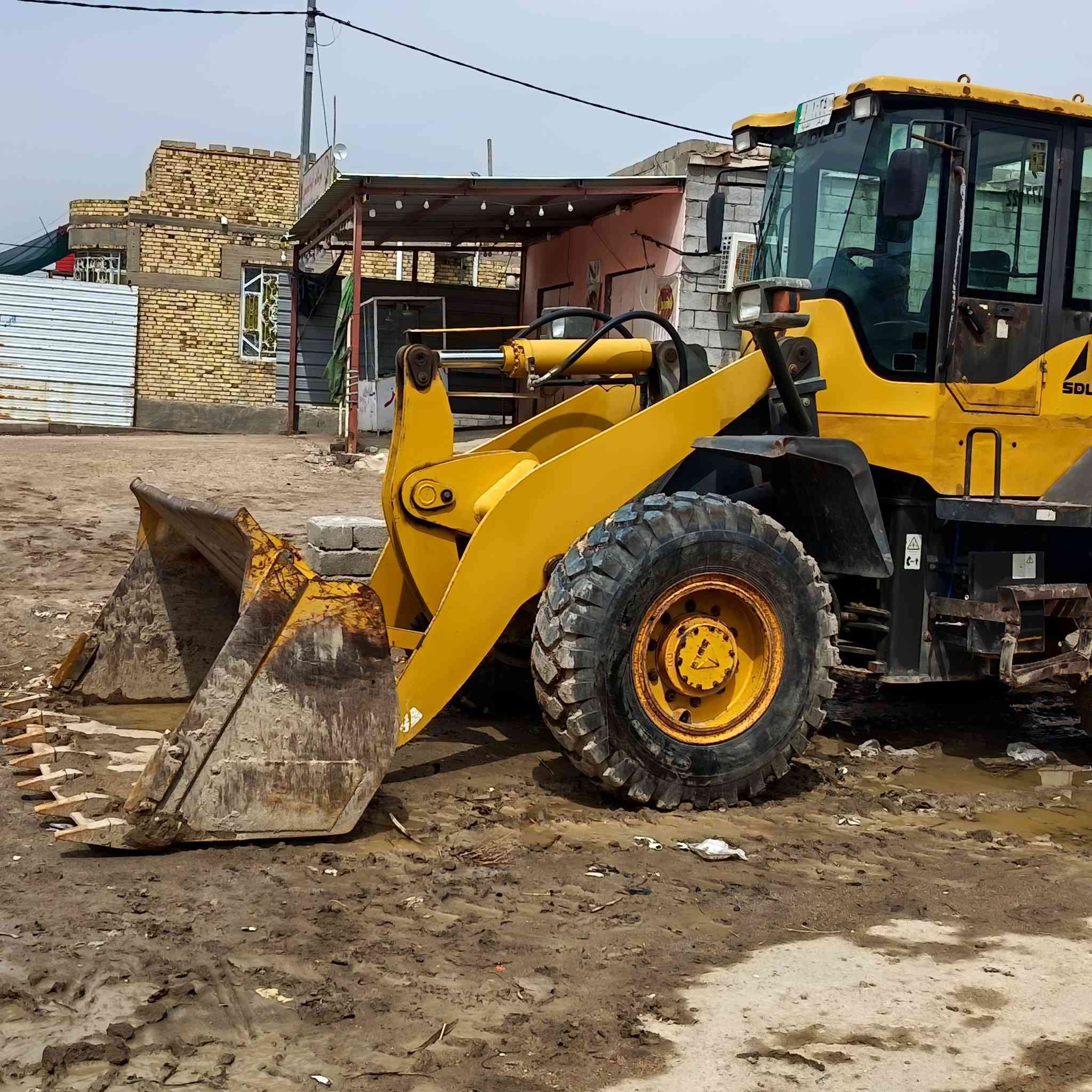 السلام عليكم لبيع الجي درب البحار موديل 2013 رقم ذي قار تحويل كفاله عامه كير ومكينه  واكسل وضع الشركه كفاله لستفسار
***********
