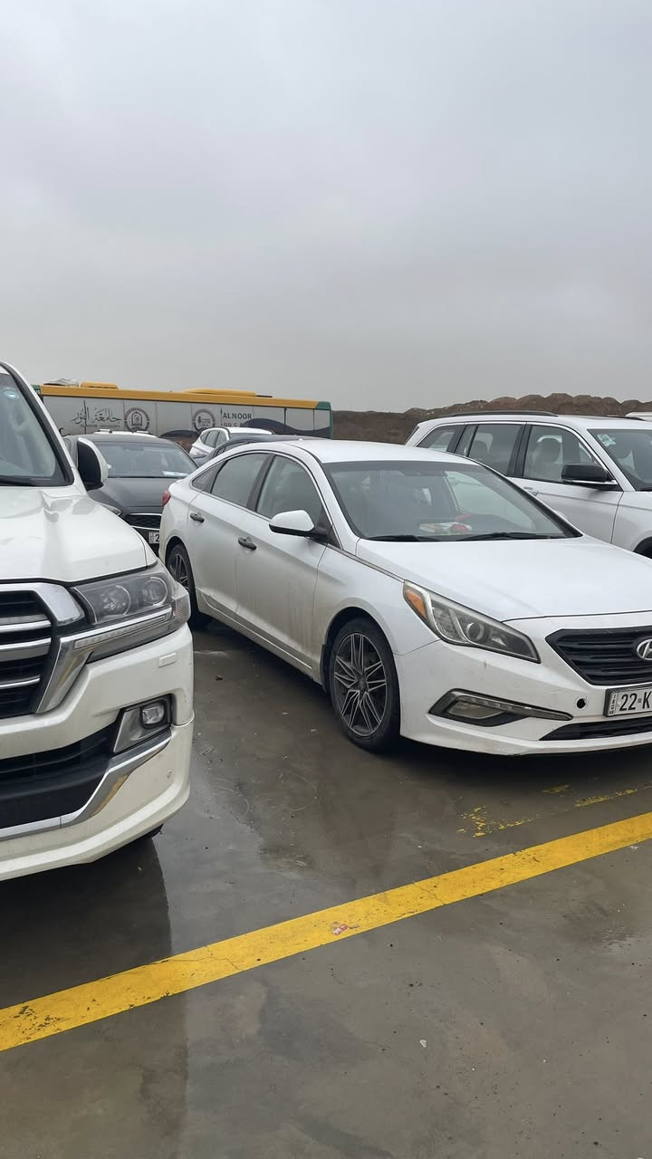 سوناتا 2016 وارد امريكي سياره بسمي كوبون بانزين بيها ضرر جاملغ خلفي صفحه السايق وبيها مكانات مصبوغه مال تشليع صبغ شرط بدون معجون….. (السعر 120 )…. وبيها مجال مكانها موصل برطله  ***********
