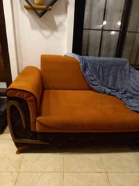 تخم قنفات 10 مقاعد  شخط مابي  اي ضرر بي تاخذه بلاش   المكان سبع ابكار)...