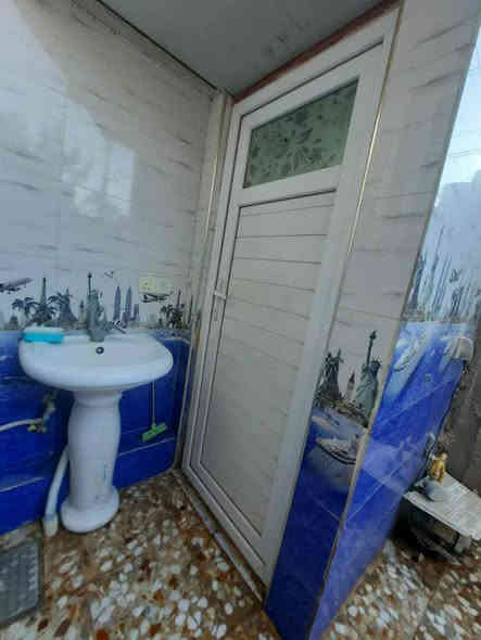 بيت بالكرمين م 100.     مربع. طابقين بنائ حديث.  عالي عن الشارع بيه 2. غرف نوم.   السعر. 120 اوبيه مجال.  مصور البيت تعلا ساحه وره مدرسة الاكرمين
اي استتفسار اتصلو بالرقم 
.***********.   من  يرغب بالشراء مراجعة  المكتب بالمهندسين مقابل مجمع الكفيل
 شارع الكوتيه مكتب ابو حازم
🙂✋✋✋👇🏻👇🏻👇🏻👇🏻
ملاحضه✋✋✋ 👌🏼👇🏻الي عنده عقار للبيع  او اجار او مراوس 
او رهن  يتفضل للمكتب او يرسلها ع خاص اوات ساب
