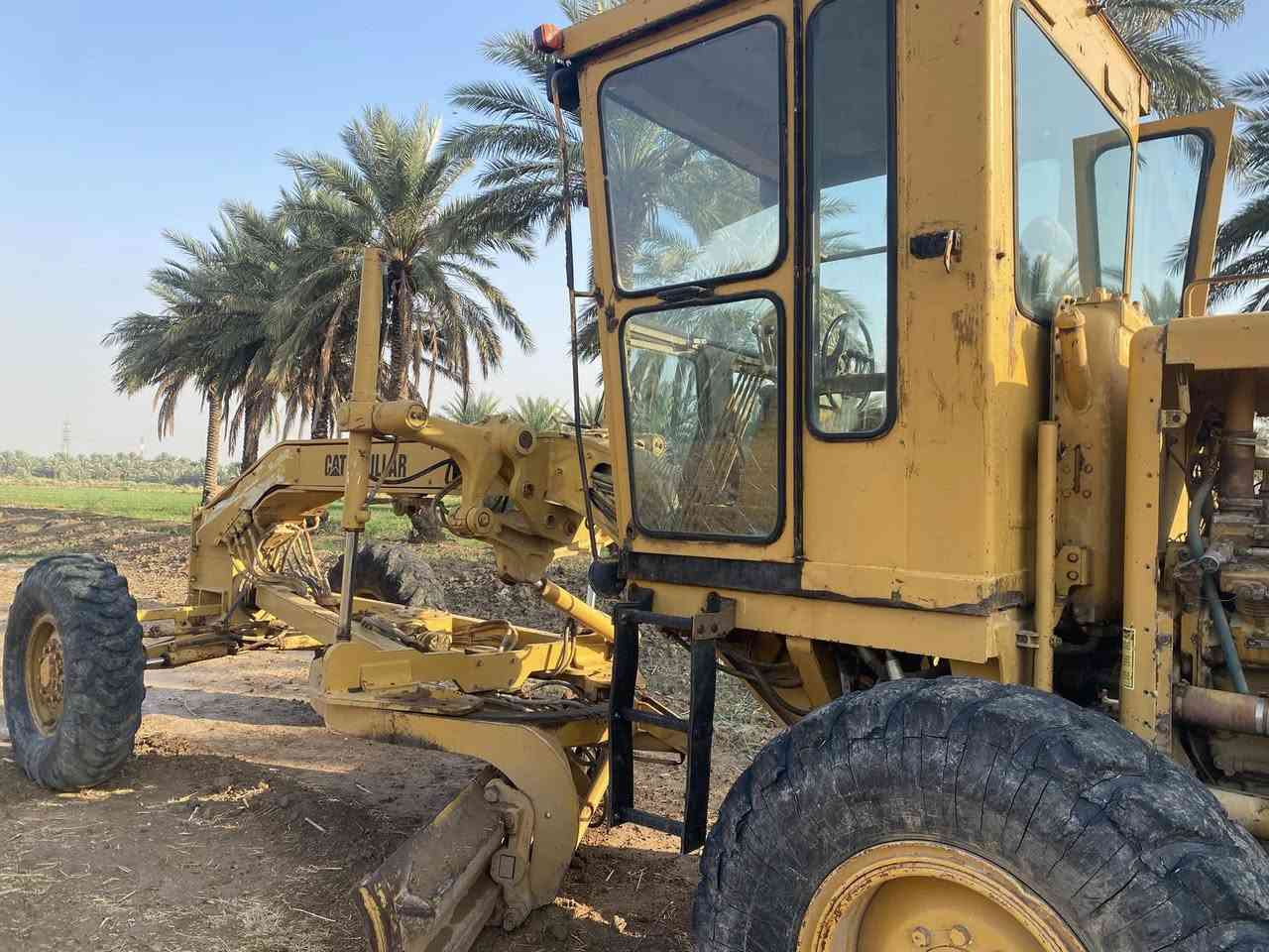 السلام عليكم 
كريدر كتربلر للبيع G12موديل 93
محرك كير مضخه مكفولات
منفيس بأسمي
السعر 610$
***********
***********
