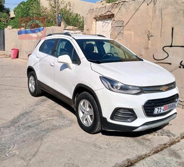 سلام عليكم
شوفرليت تراكس ٢٠١٨
كير محرك تحويل كلشي بشرط سيارة كلش حلوه ونضيفه  
كلين بدون قطره صبغ 
دبل اكسل وبي بطاقه بانزين 
مكان سيارة كركوك 
 سعر ١١٠ وبي مجال 

‭٠٧٧٣ ٠٦٨ ٧١٧٤‬
