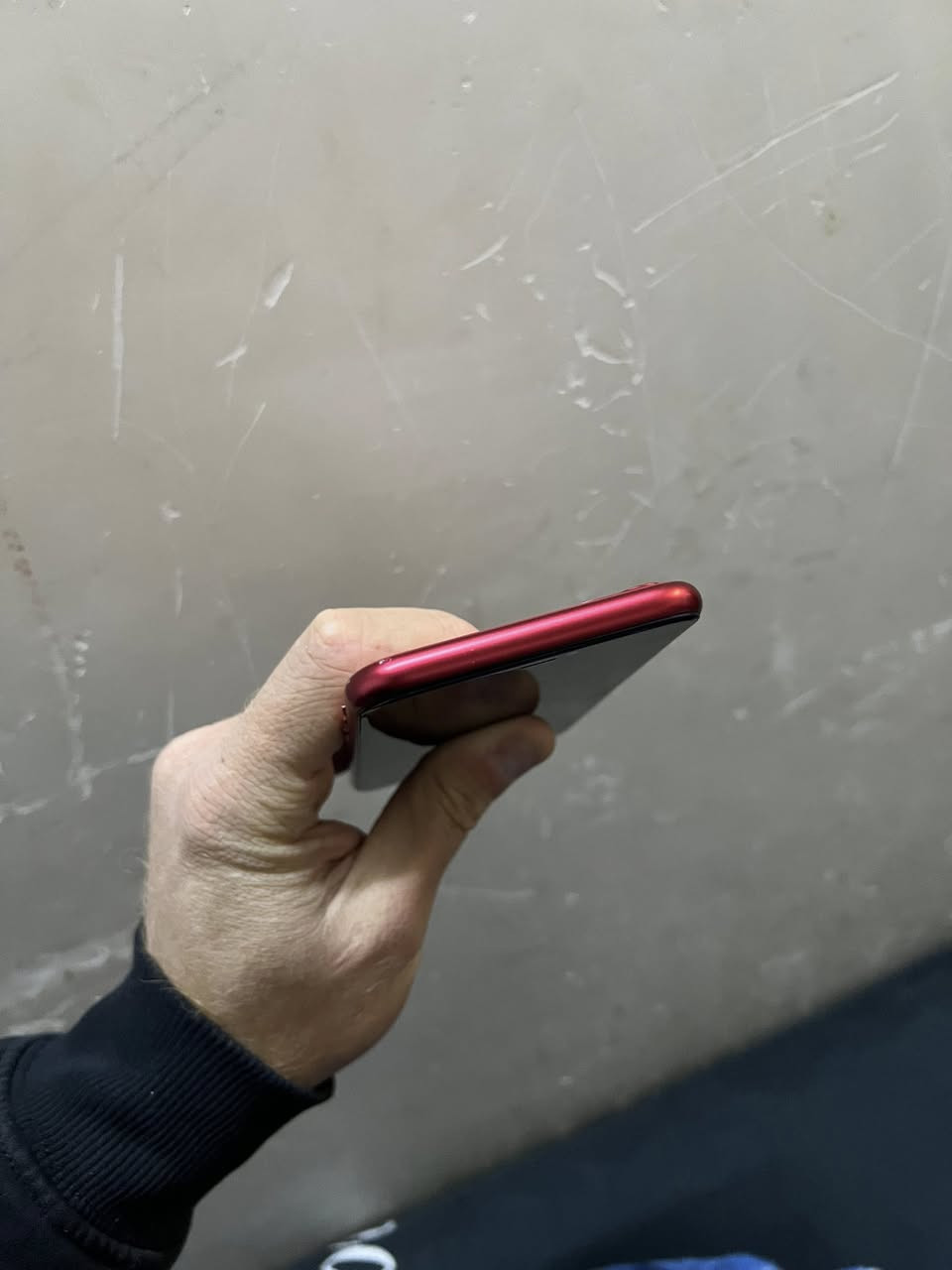 آيفون 11 العادي اللون احمر
ذاكره 128 بطاريه 70 (دبل سيم)
الجهاز شرط مامفتوح على وضع البلاد فقط بي هذا الفطر بلضهر موضح بلصور 
السعر (240) بي مجال مكان موصل مصارف ***********
