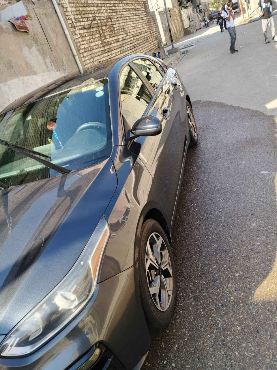 سلام عليكم 🙋  .
فورتي 2021  . 
لون نفطي  . 
محرك 2k 🚨 . 
 الكير مبدله قبل شهر AT المرغوب .
مدوشمه كاعيه وكشنات وصندوك   .
تخم تايرات جديد الاندلوسي  .
ماشيه [  69 🛞 ] . 
الرقم اربيل الجديد بسمي 📍. 
مواصفات : 
1-كامرا دواره
2-تحكم ستيرن 
3-تحديد مسار
4-توقف ذاتي 
5-ودشبول لونين (بيجي)(واسود)
6-السياره بدون اير باك 
السعر :{ 142💸} وبيه مجال للطيبين 😁
مكاني  :  بغداد ، الكاظميه
تواصل  :  ***********
