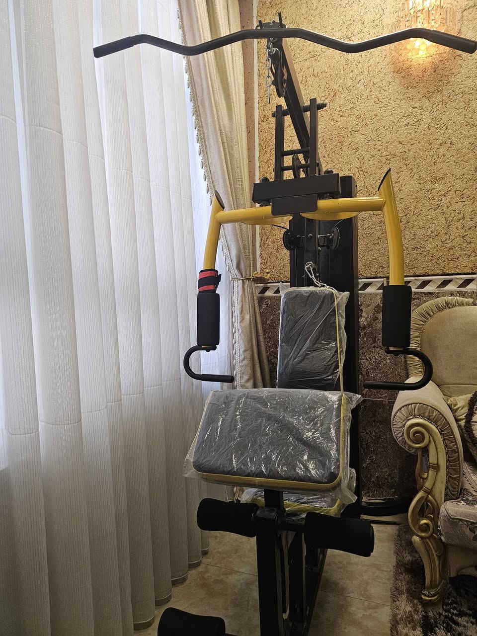 سلام عليكم 
جهاز مولتي جم جديد 
عنوان ديالى السعر 275 الف الاستفسار اتصال على رقم ***********
