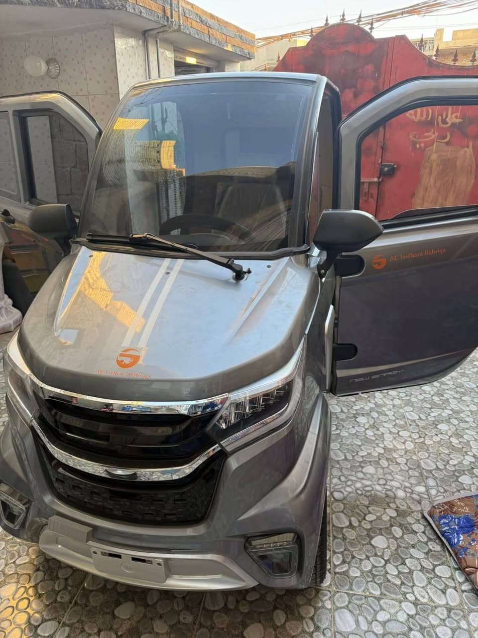 السلام عليكم إخوان سياره شحن نضيفه جدا جدا مامشيه السياره هواي بعده بل جيس تمشيك 70K للاستفسار/***********
