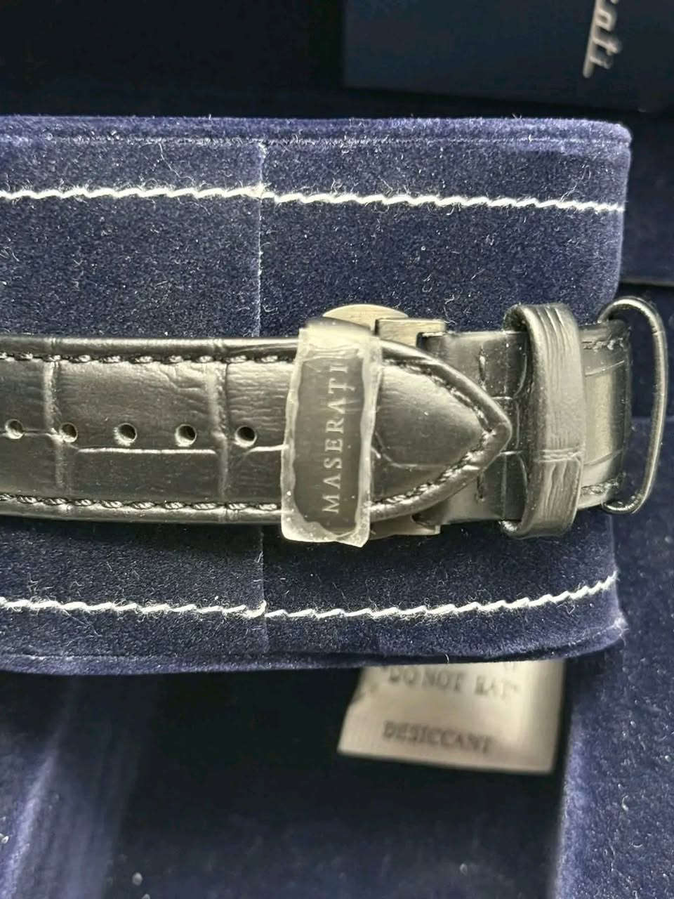 متوفر

مزراتي اوتوماتيك لمتد 
قطر 45
مخصصه لليد اليمنى
ستانلس ستيل 
بلاك 
سير جلد قفل فراشه
مقاومه للماء والقفل بحري

تفاصيل عن السعر تواصل خاص

توصيل متوفر داخل العراق.


**إذا كنت صاحب هذا الإعلان وتريد حذفه لأي سبب، رجاءا أرسل رسالة إلى الدعم الفني**