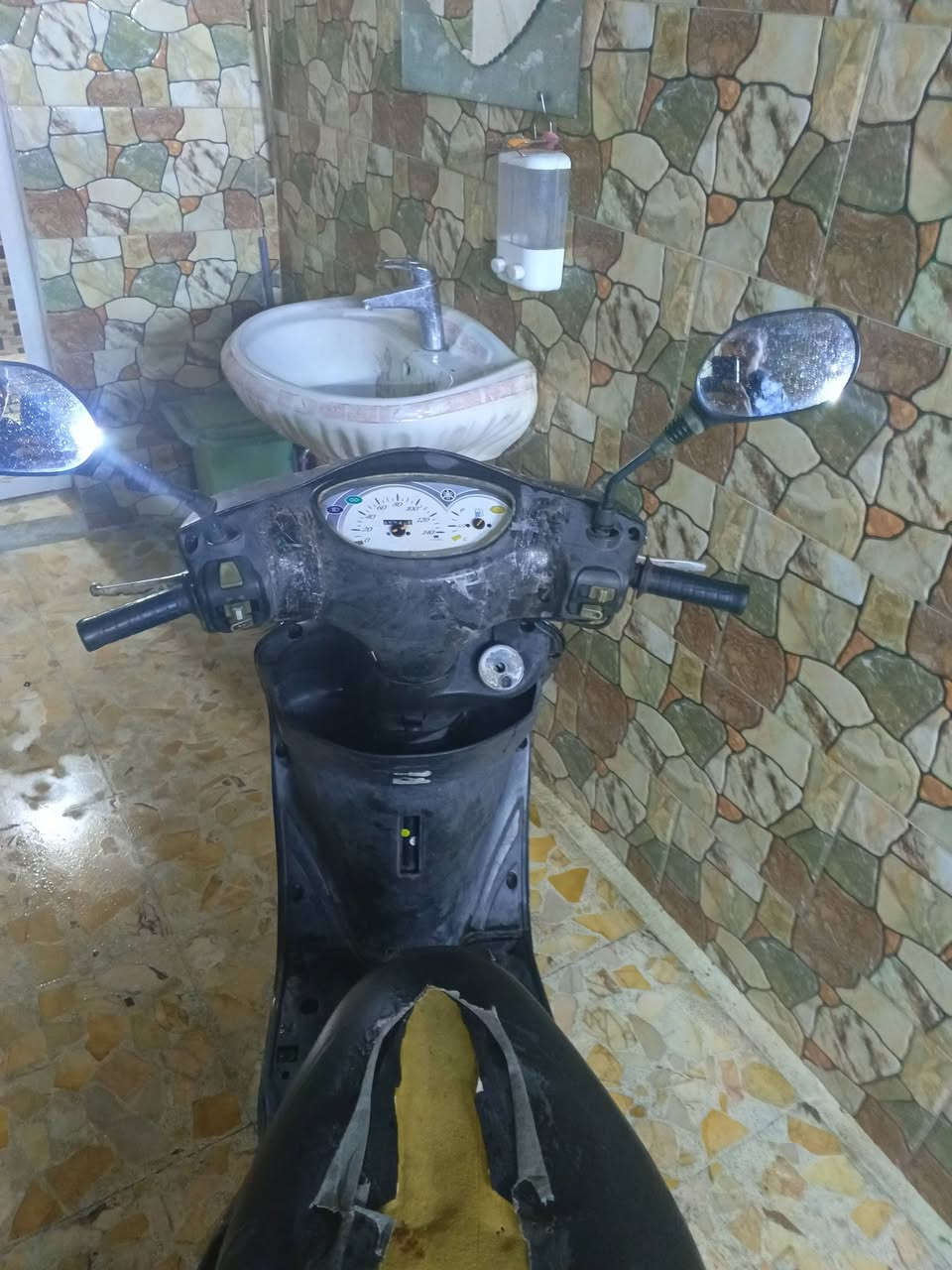 السلام عليكم اكزز نوزل للبيع  400 مكاني بغداد
***********
