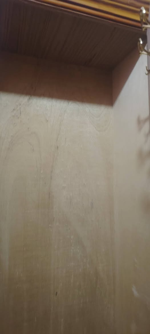 غرفه صاج عراقي نضيفه ٦ابواب ملحق السعر 450 الف المكان الحسينيه الراشديه بغداد بوجد توصيل بل اجره التواصل على الرقم ***********
