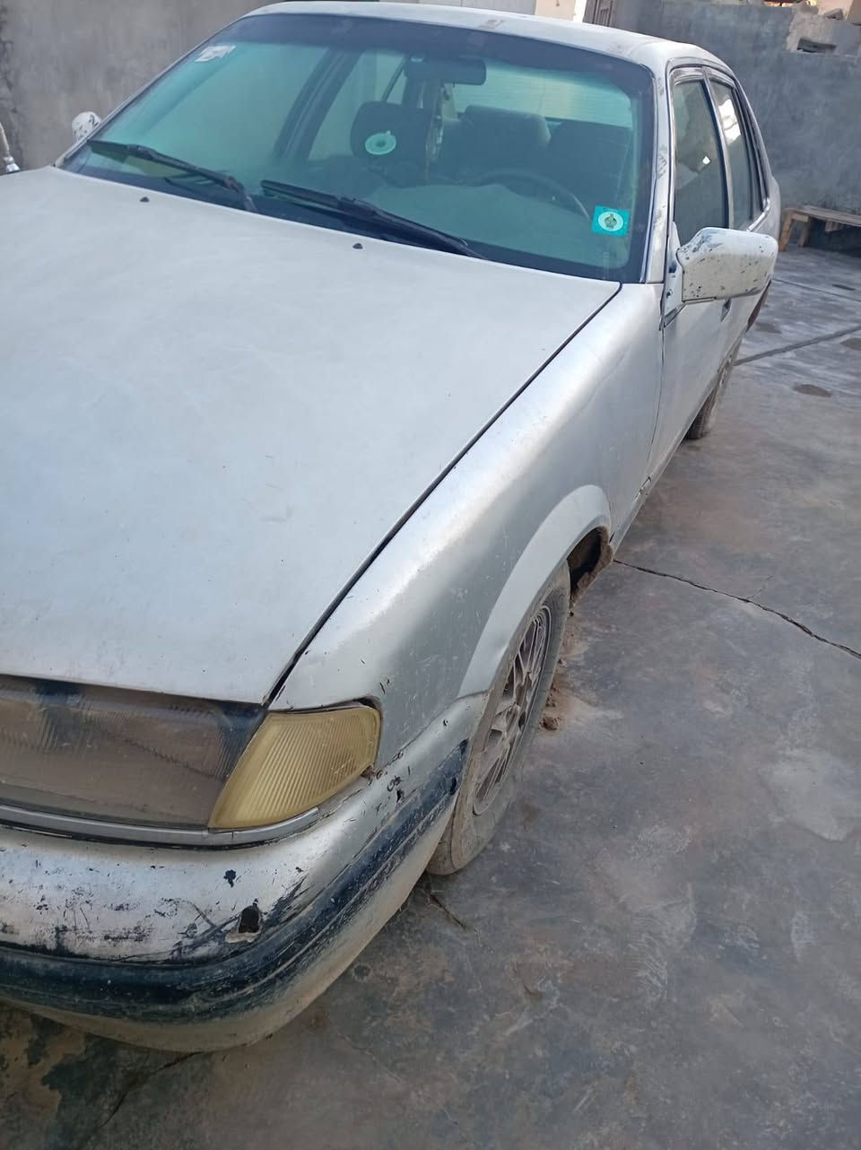 السلام عليكم دايو موديل 92 رقم الماني صلاح الدين دولي سياره كير وماكينه شرط تحويل مباشر السعر 20 وبيها مجال الاتصال ***********
