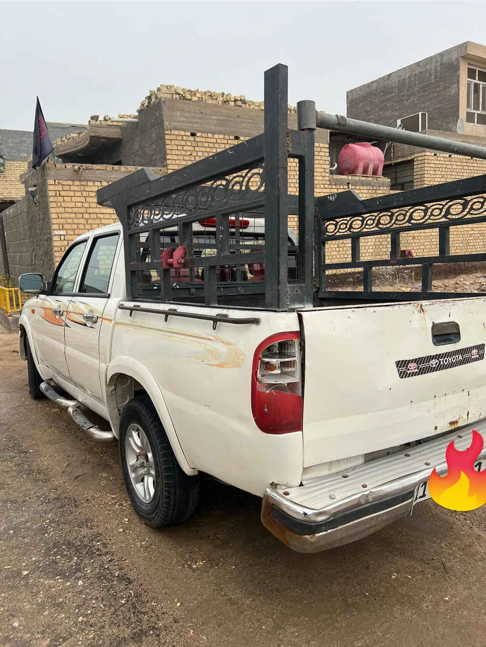 السلام عليكم.       بيك أب  2010 سياره خير من الله كشر نظيف السياره ما اشتغل بيها مخليها فقط للبيت باسمي السياره ماعليها ربع شرط التحويل مكلف بالنشر 

رقم صاحب السياره 
***********
***********
