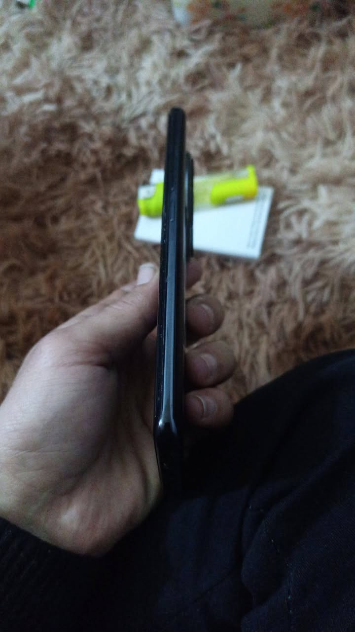 جهاز Redmi Note 14 Pro 5G اابيع نضيف مابي كلشي رام ١٦ وذاكره ٥١٢ سعر ٣٠٠ ***********
