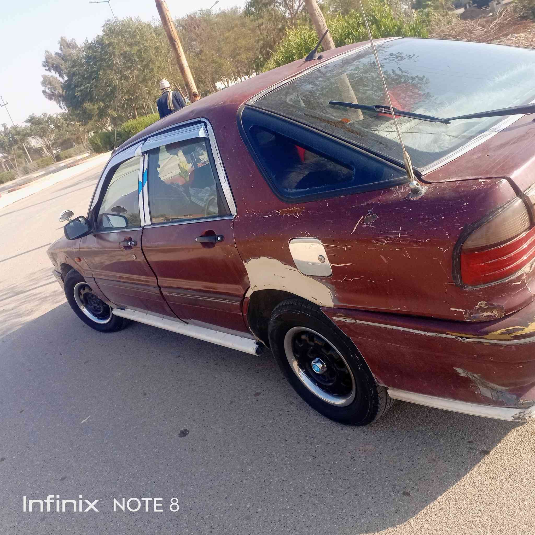 سلام عليكم ميسبوشي كلنت مديل 92 مكينه 2000 صدر جديد كير نضيف السياره بسمي رقمه انبار سنويه بعده مصاقطه. مشروع وطني كهربائيات كله شغاله مابيه صبغ بيه بس جامرلغ خلفي السايق معمر
السعر 35 
***********
