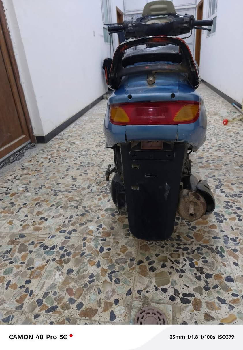 السلام عليكم دراجه فراشه لبيع سعر 225 وبيه مجال لشراي مستعجل على بيعته مكاني جسر نادر ‭٠٧٧٠ ٣٧١ ٦٤١٠‬
