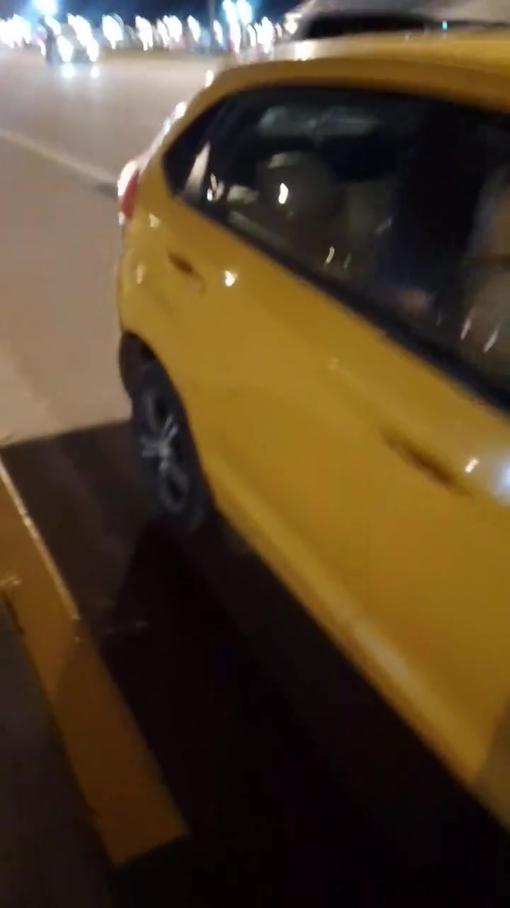 السلام عليكم مديل 14
مكينه كير مابيهن شي نضاف سنويه منتهيه بل 24

مكينه لاتبخير ولا تنقيص سياره حره كلش حلوه كهربائيات شغاله كله تقفل ريموت  بس يرادله شوي ترتيبات بصيطه هيئه علئ مشتري غرامات ماعليه رعيه موجود اوعندي وصولت اوعندي كلشي خص راعيه ايريد مداور هم والد مكان سياره البصره القبله سعر 18 اوبيه مجال مستعجل علئ بيعته ***********

