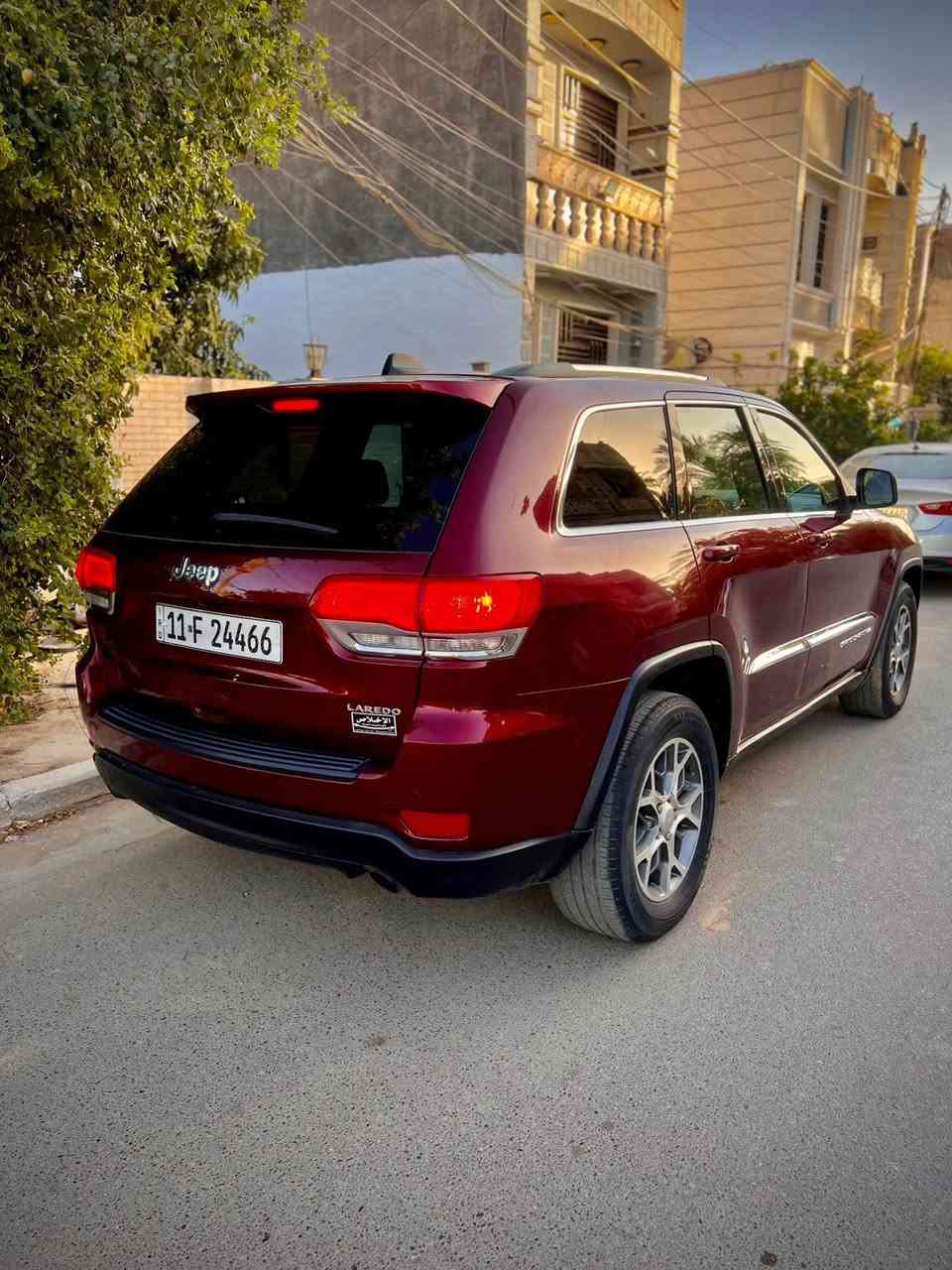 جيب لاريدو 2 ويل محرك 3600داخل كلين بدون ايرباك بيهه جاملغ خلفي صبغ بدون داخل وبارد بلباب امامي يمنه سياره جديده جدا نضيفه فرل عده فتحه جاهزه باسمي هسه ورقم جدد  السعر 175 مكاني سيديه ***********
