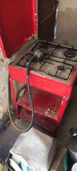 غراض للبيع الثلاجه ٨٥الف البلازمه ٢٥الطباخ منضدي ٢٠الف والسخان ٣٥الف موقع الغراض الحسينيه مسقط مقابل عماره المصري الاتصال فقط واتساب***********
