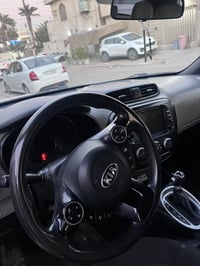 كيا صول 2018 ماشيه 38 الف بدون ايرباك بدون دواخل حادثه جاملغ امامي وخل...