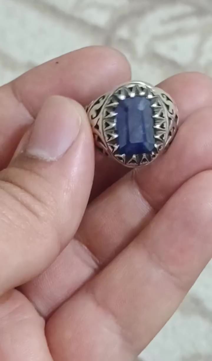 السلام عليكم زفير افريقي طبيعي صياغة يدوي صياغة (عادل)  قياس 24 سعر 55 مكان السماوه ***********
