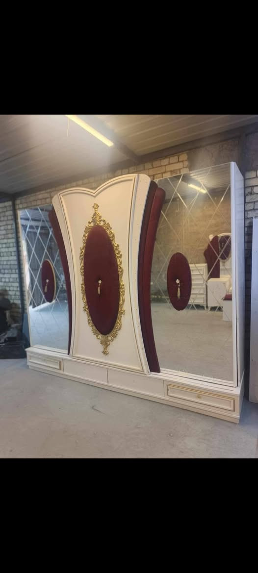 #غرفة_نوم_تركيه#تركي نضيفة حيييل وكاملة 800 @إشارة


**إذا كنت صاحب هذا الإعلان وتريد حذفه لأي سبب، رجاءا أرسل رسالة إلى الدعم الفني**