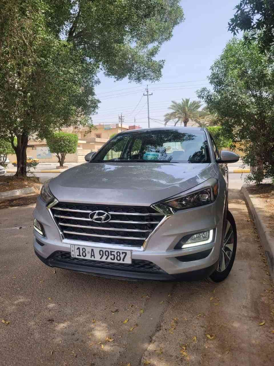 السلام عليكم توسان 2020
وارد امريكي كندي كلين بدون صبغ تراي مال جديده مكانهه كربلاء سيف سعد
سيارة حلوه ونضيفه وماشيه 100 الف كيلو
مواصفات نص تحكم ستيرن شاشه
كامره توقف ذاتي تحديد مسار اوتو هولد 
وهواي بعد سياره تصعد بيهه ترايهه مال جديده 
بأسمي شخصيآ السعر 176 وبيهه مجال بسيط
*********** كربلاء, العراق
