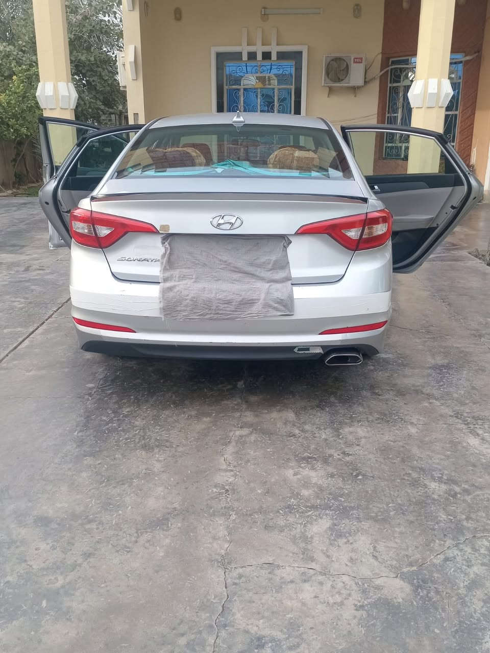 سوناتا 2017امريكي ضرر جاملغ امامي السعر 130 وبيه مجال الاستفسار *********** الانبار خالديه
