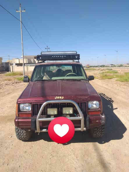 السلام عليكم ورحمه الله وبركاته 
للبيع سياره جيب شيروكي موديل 1993
رقم ديالئ مشروع وطني باسمي تحويل مباشر
سياره جاهزه مجهزه من كلشي 
كير مكينه جديد
تبريد شغال 
تخم تاير جبلي جديد
كشنات كهرباء 
كهربائيات كلهه شغاله 
فورويل شغال 
مكان السياره واسط -الموفقية
السعر 60 وبيهه مجال بسيط
للاستفسار الاتصال بالرقم 
***********
