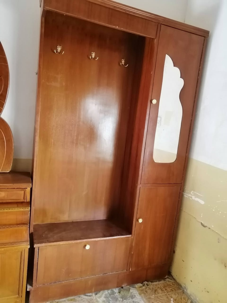 غرفه تسكام للبيع السعر 550 الاتصال على الرقم ***********
