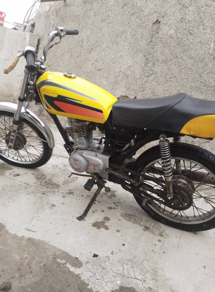 السلام عليكم دراجه ايرانيه للبيع موديل 2022 لاتصال على الرقم ***********
