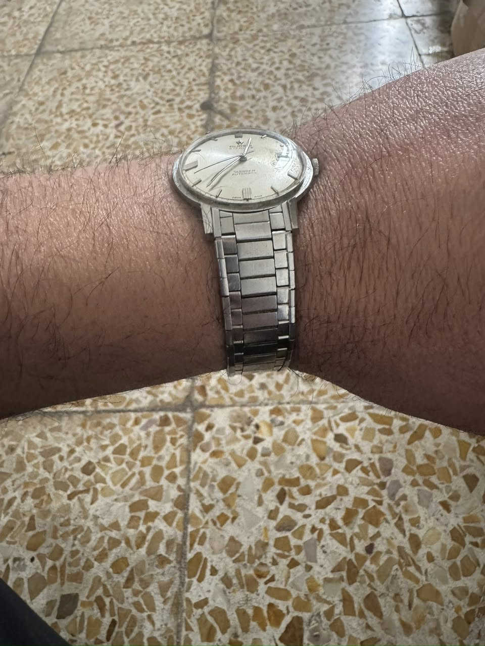 بورن
نقص الطوق ( رنك ) 
السعر  150 الف قفل 
يوجد توصيل


**إذا كنت صاحب هذا الإعلان وتريد حذفه لأي سبب، رجاءا أرسل رسالة إلى الدعم الفني**