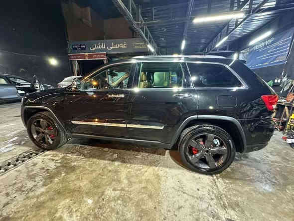 جیپ لاریدۆ گراند چیرۆکی 2011 ئۆڤەرلاند ئەمریکی 
١٠٨ هەزار کیلۆمەتر ڕۆیشتووە 
لێدراوێکی زۆر سوکی هەیە ،
 بۆیاخی ئەمریکای هەیە بێ ناوگرتن 
ئێرباگی هیچ نەتەقیوە 
سیستەمی غازی ئیتاڵی لێ بەستراوە
پلاک و نۆزڵ  تازەی بۆ دانراوە 
چوار تایەی تازەی لە ژێرایە  

سعر : لە کۆمێنت داوای بکە ڕاستەوخۆ بۆت دێت 🤖 

تازە پۆڵیش و قەڵەم کاری بۆکراوە 
سەنەوی لە ٢٠١٨ ەوە بەسەرچووە
 ٧٤٠ هەزار غەرامەی لەسەرە 

ژمارەی خاوەنەکەی 
***********
