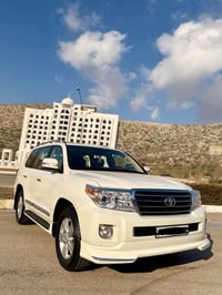 لاندكروز GXR • ٢٠١٣ • ١٣٣٠٠٠ كم