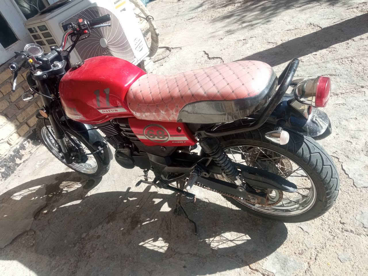 السلام عليكم متاح للبيع بايدي موديل 20اوراق أصولي كامله العنوان بابل طهمازيه السعر مليون وبيها مجال حك الجيزه للاستفسار ***********
