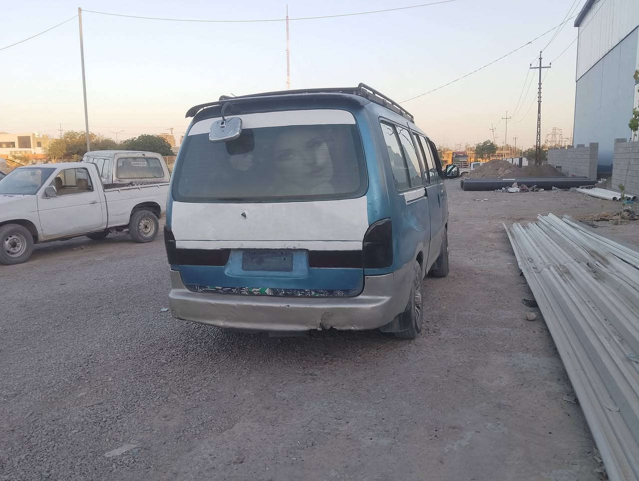 ئە م بریجوبوفروشتن
اڕم بلاستیک هە ولیر
گیڕو مە کینە و ئە کسل بە شە رت 
نوقسانی نیە مالی کاسبیە 
نرخ 20وە رە قە هە ربە لاشە
شوین سمود
***********
