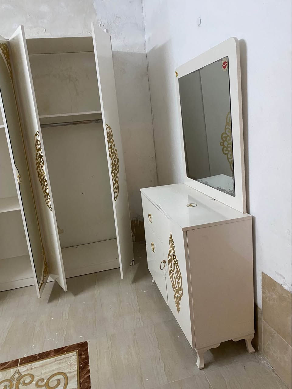 سیسەمی لەگەر نیە اوەندەیە   50هزار دەمانەوێ سبەی  بفرۆشرێت بەپەلەیە لەهەولێرە
*********** أربيل, العراق
