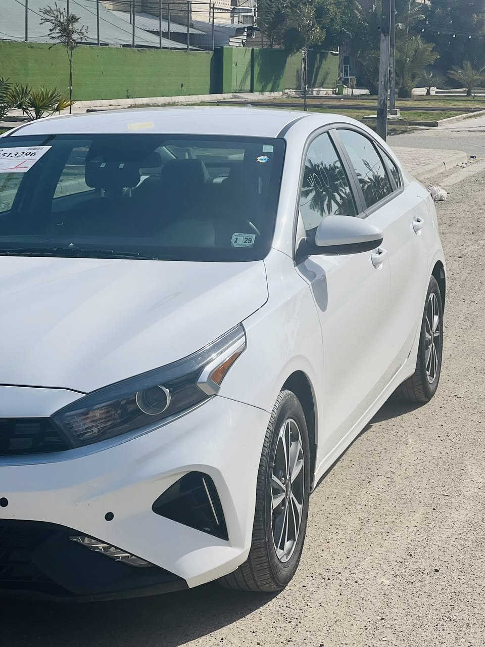 كيا فورتي 2024 للبيع
لون(ابيض صدفي)
دخول جديد- تحويل فوري
٥: المواصفات:
• مكينة 2000 سي سي
(Traction Control) مانع انزلاق •
• نظام ثبات إلكتروني (ESC)
مانع انغلاق الفرامل ABS •
• توازن الفرامل إلكتروني (EBD)
• كاميرا خلفية
• شاشة وسطية
• تحكم بالمقود
• مكيف ممتاز
٢* الضرر:
• بارد فقط
• بدون دواخل
• الايرباكات سليمة
صور الحادث مرفقة للوضوح
*
السعر: 168
بيه مجال بسيط للجادين
ما للاستفسار ***********
