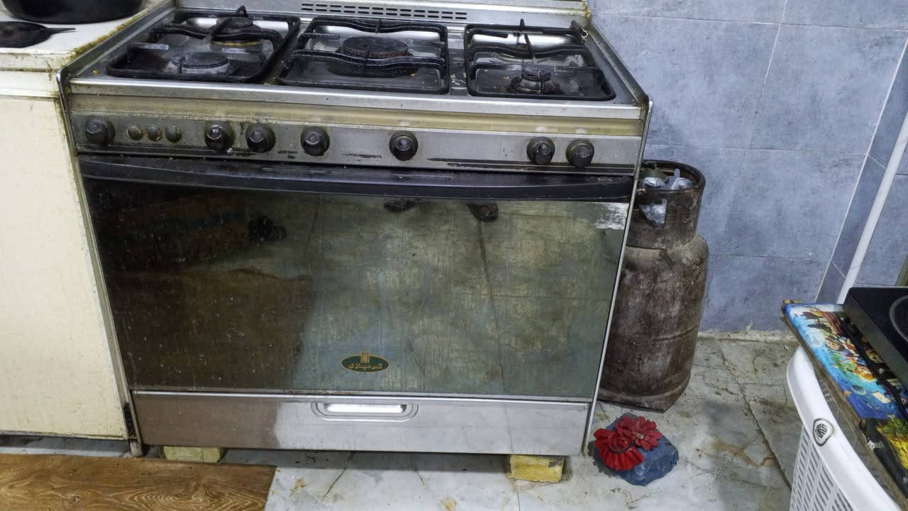 سلام عليكم طباخ كريازي شغال للبيع 125 بي مجال بصيط حي الغدير قرب فلكة القاضي ***********
