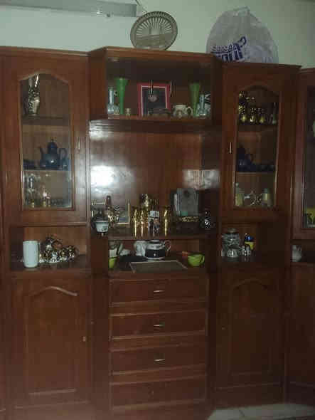 سلام عليكم تخم ١٢ مقعد  تفصال بوفيه ٤ تخم ٦٠٠ بي مجال بوفيه ٤٥٠ بيه مجال هم مكان بغداد قرب تقاطع درويش رقم ***********
