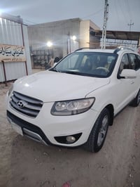 عندي هاي السياره كفاله عامه موديل ١٢ رقم بغداد ٦ سلندر اتصال ٠٧٨٢٥٤٢٥٣...