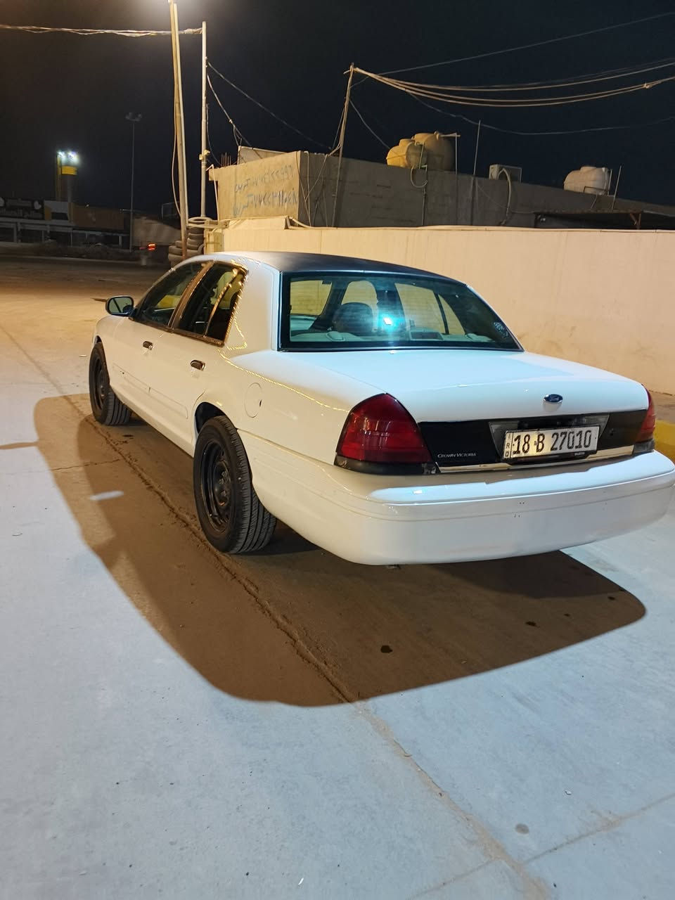 فورد فكتوريا بوليسي موديل 2007 سيارة مال مزاد ورقمتها مصبوغة عام بدون دعمة مجرد صبغها جان مكشر سيارة كير محرك لوك كهربائيات على الابلاد حدادية أمامي خلفي جديد تخم تاير جديد غرفتها اخت الجديدة مال شركة عارضها ٦٠ وبيها مجال ‏‪***********‬‏
مكان بغداد
