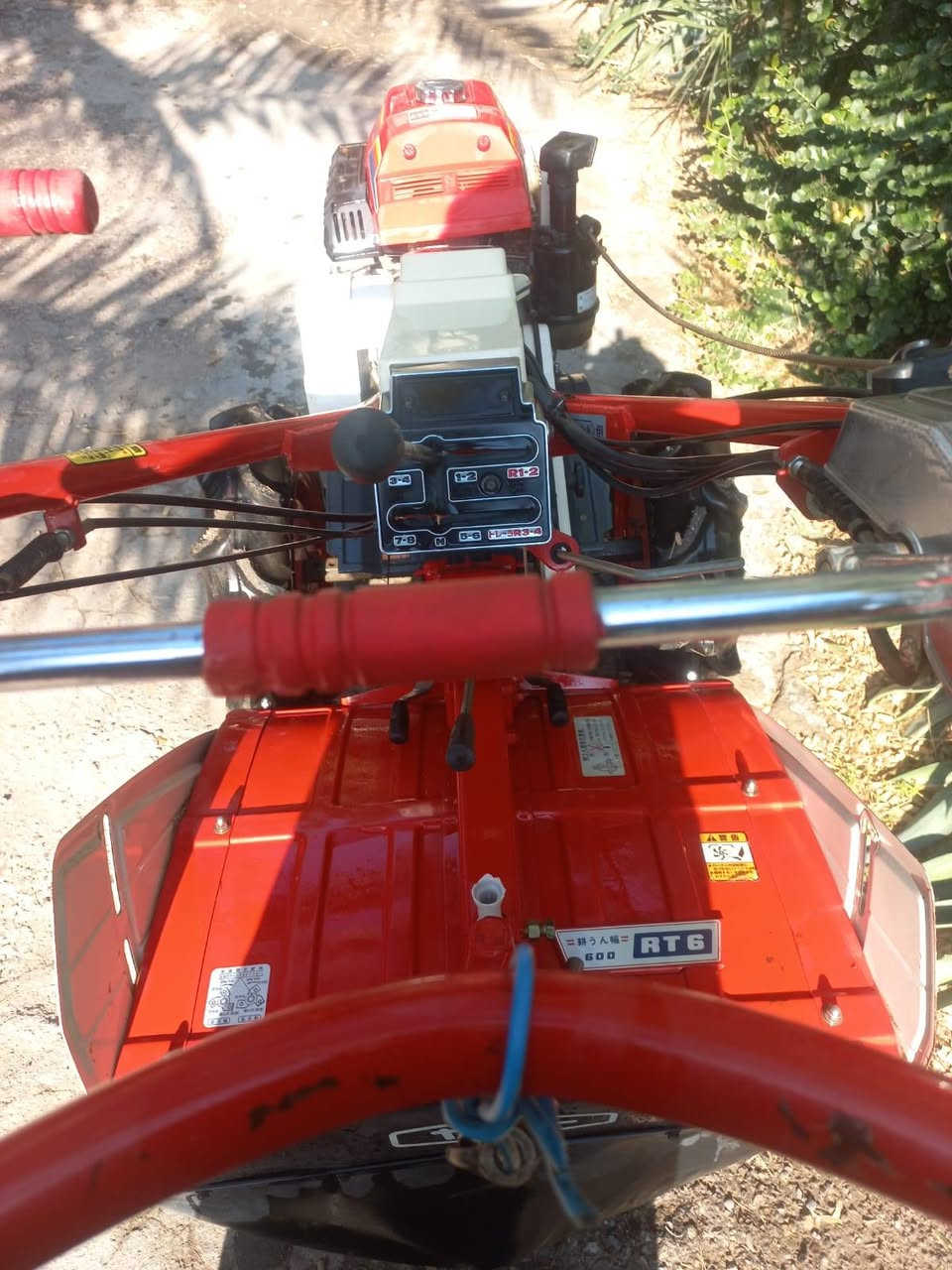 ماكنة ينمار يابانية جديدة  بستم واحد بنزين حجم كبيرة مع رباشة مكان بغداد شعب ***********
