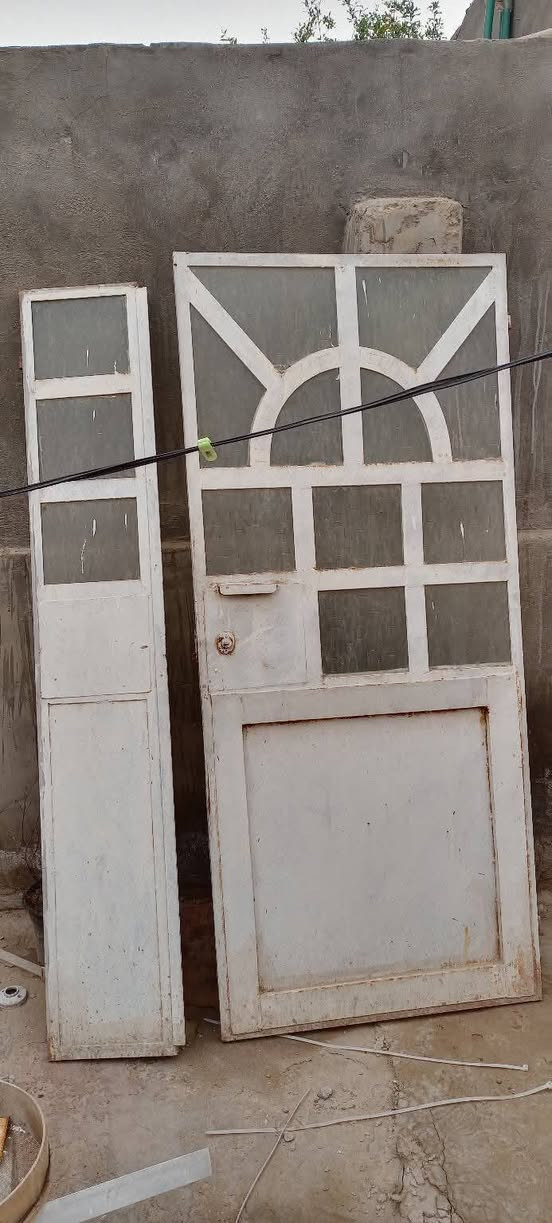 شباج طول متر ونص وعرض متر و١٤٠جديد ،وباب طلاكه وربع مال استقبال عايز جرجوبه وباب حوش طلاكه وربع عايز لحيم الجرجوبه من جوه وباب زغير مال مكشوفه للبيع ب١٣٠ كلهن وبيهن مجال قليل مكاني ناحية الحرية النجف, العراق


**إذا كنت صاحب هذا الإعلان وتريد حذفه لأي سبب، رجاءا أرسل رسالة إلى الدعم الفني**