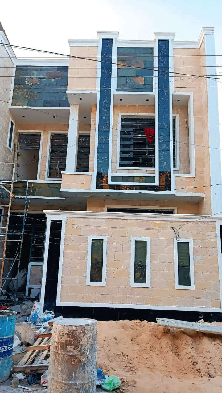 عمل واجهات بانسب الاسعار
تطبيك فوم وطلس 
تطبيك حجر بكافت انواعه 
تطبيك سيراميك بورسلين 
صبغ اجود انواع الصبغ  ***********
