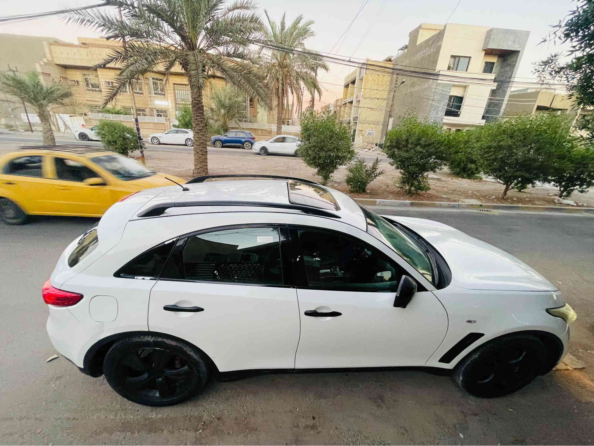 انفنتي FX35 موديل 2011 خليجي مكفولة كفالة عامة

فول فول مواصفات ميحتاج اذكرهن

السعر 125 ورقة مجال بسيط

رقم اربيل الجديد 

للاتصال ***********

بدون حادث بدون صبغ بدون تبديل السيارة على وضع الوكالة

العنوان بغداد بغداد
